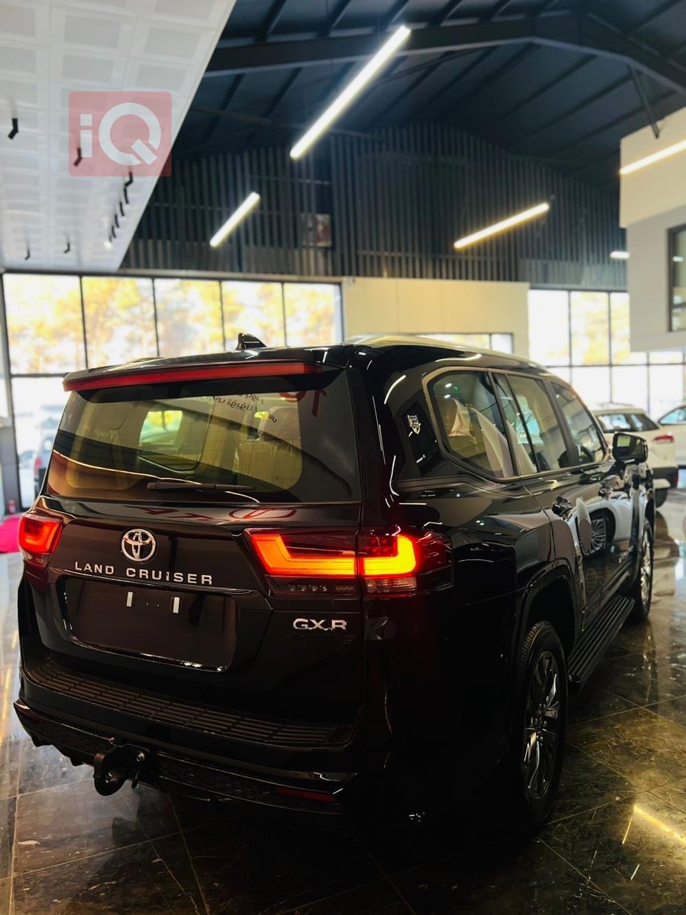 تويوتا لاندكروزر